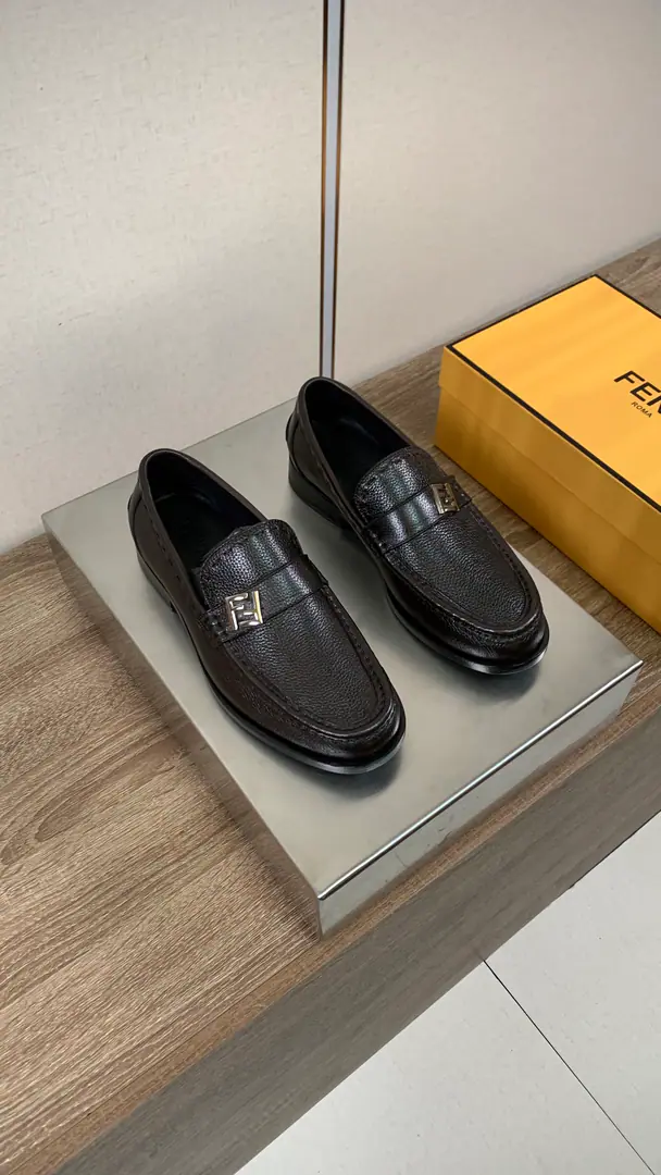 【 Fendi】Fendi's men's business pleasure shoes. Top First Quality⚠️ Uchi.: In the comfort of the cow's skin. Otsumi!: The Italian skin is a big thing. Super-high-quality control.·- I'm doing a little work.: Highlight(High-end·- How expensive.·Slot) Size: 39-44.38.45.46Custom without re-offer