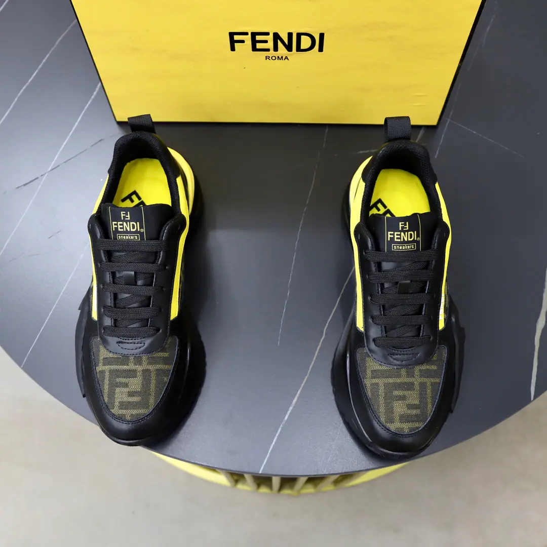 Get out of the factory. 🔥Brand: Fendi!（FENDI） Size: 38-44（45Custom） Level: Original MonoQuality High Version Materials: Imported cattle skin➕ It's a good comfort. The original is so light that it's smooth. Type: Travel Fashion and leisure shoes. ♪ The tide's on ♪
