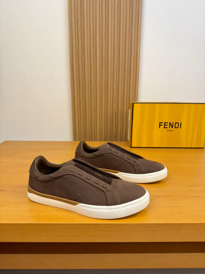 【Fendi】Fendi! High-end quality Original List·Leisure sports shoes Shoe.: Original🔝Skin of a stale little cow., Shoes..Artificial stitching of Mark Line, BrandlogoTake it easy. Uchi.: Water-tied cow skin. Otsumi!: It's so light.TPR·Rubber. Double-coloured base Super-high-quality control.·- I'm doing a little work.: Highlight(High-end·- How expensive.·Slot) Size: 39-44（45.46.Make a reservation.)·FD0126