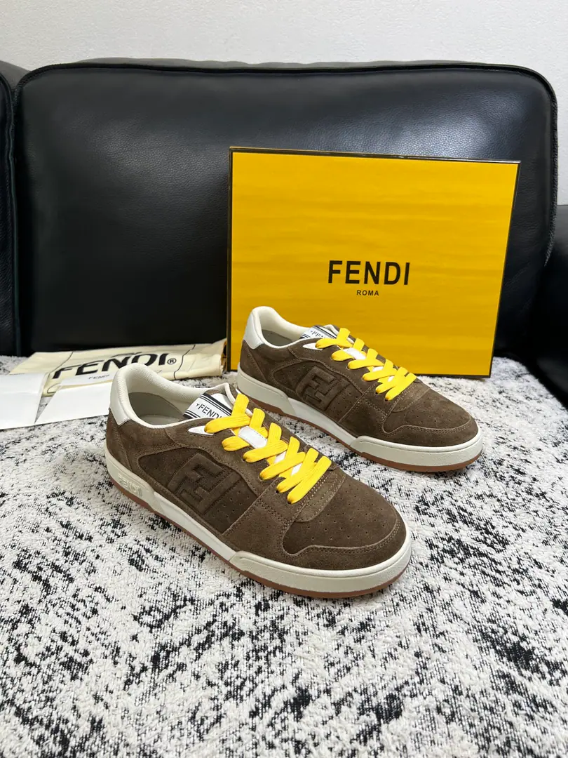 FENDI High Quality Top-level craft, Fendi! Synchronize cabinets, The original plant was equipped with Italian imported cow flour., Imported cattle mats., I'm comfortable with air., Shoes under the sole.: The original plant is used for the original base., The original factory and the single. Couple money. Codes 36-44（Make a reservation.35 45 ）