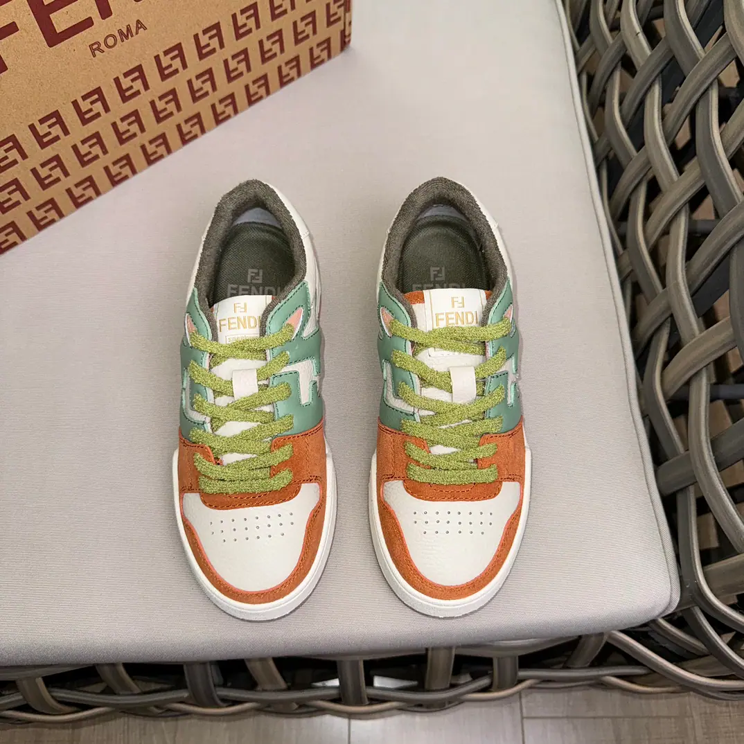 FEND* MATCHCouples' low-ass sneakers.｜Shoe belts, retrolabels.｜Sides are.FFScene Sew｜Shoes under the sole.Fend*Words｜Importing cattle and skins｜TPUEnvironmental protection against slides and slides Size: Women35-39（40Do it.） Men39-44（38.45Do it.）
