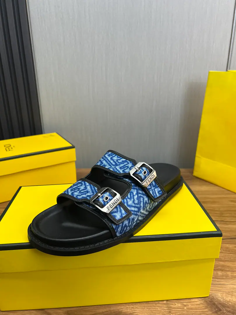 Plant Fendi's men's slippers., ＦＥＮＤＩThe official network is one to one. 38-45Code 45 46 🉑️Make a reservation.！Multi-Currently Optional🌈