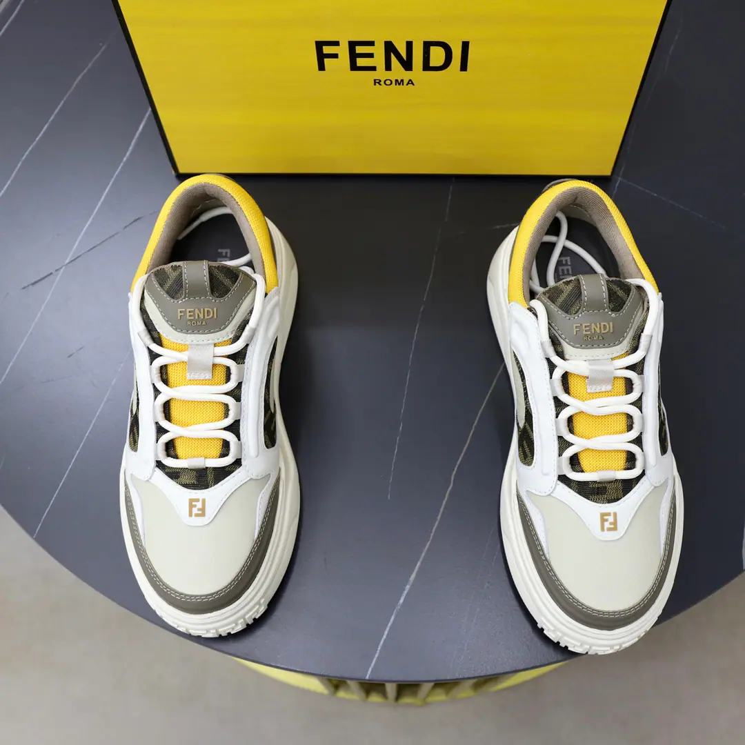 Top Version: Men Fendi Fendi! Latest ForceSeries FFThick Leisure Sports shoes Shoes. Original procurement development Make the goods. This one. ForcePut on your low-shoes.. White all-particle leather and white and brown smooth leather material, Use cushion elements. Brown.FFThe details of flowers and yellow high-tech fabrics.. Light, thick white soles., Shoeheads and heel.FFPattern Details ♪ And deliver the fine packaging ♪🛍📦 ▪️Fabulous.: Original import of head-level cattle skin ▪️Uchi.: The original custom-made air network. ▪️Shoes under the sole.: Original model rubber bubble material ▪️Bottom: 5CM ▪️Size: Men39-45