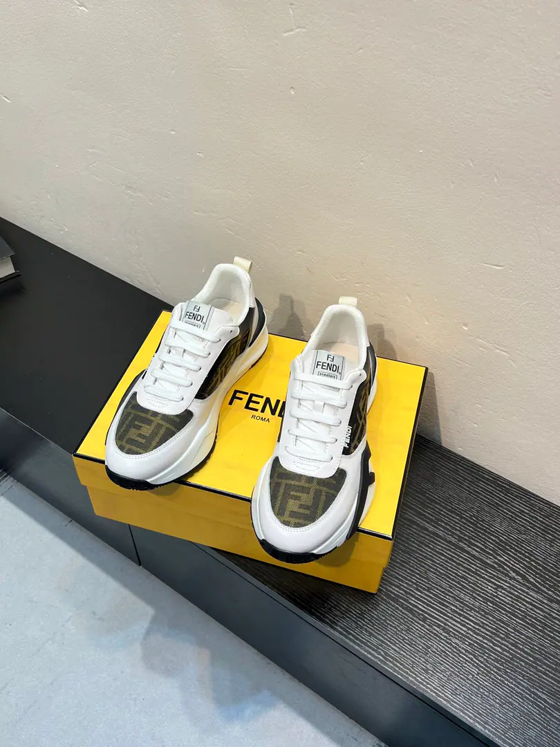 FENDI*——Original MonoQuality Fendi-boy.！Requisition level🔥Explosive., Shoe-faced cow skin making, In the air network., The bottom is lighter., Slide-proof. Top quality of the market, A lot of stars are doing it., The fashion masters are on the move., I'm a hundred bucks., Simple, not bad taste., The people of the world must be, ♪ To spread fashion and leisure ♪, Fashion is at the foot., I'm confident., Put it on.. Size: 38-4445Custom