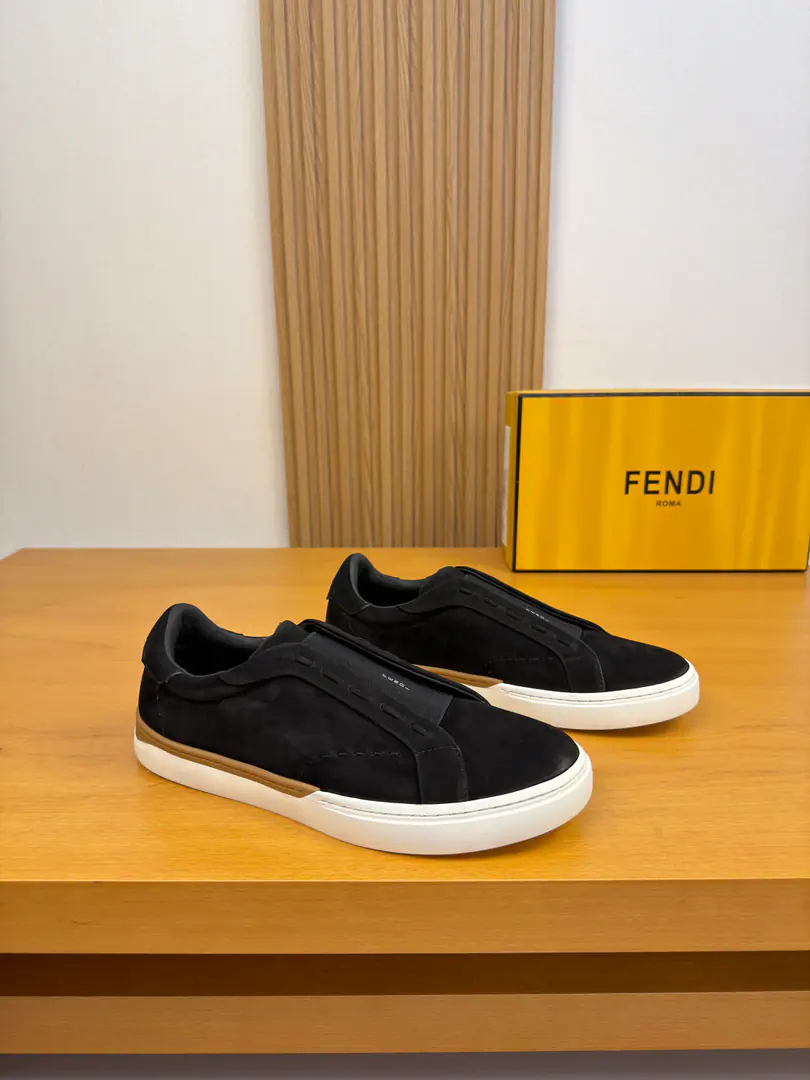 【Fendi】Fendi! High-end quality Original List·Leisure sports shoes Shoe.: Original🔝Skin of a stale little cow., Shoes..Artificial stitching of Mark Line, BrandlogoTake it easy. Uchi.: Water-tied cow skin. Otsumi!: It's so light.TPR·Rubber. Double-coloured base Super-high-quality control.·- I'm doing a little work.: Highlight(High-end·- How expensive.·Slot) Size: 39-44（45.46.Make a reservation.)·FD0126