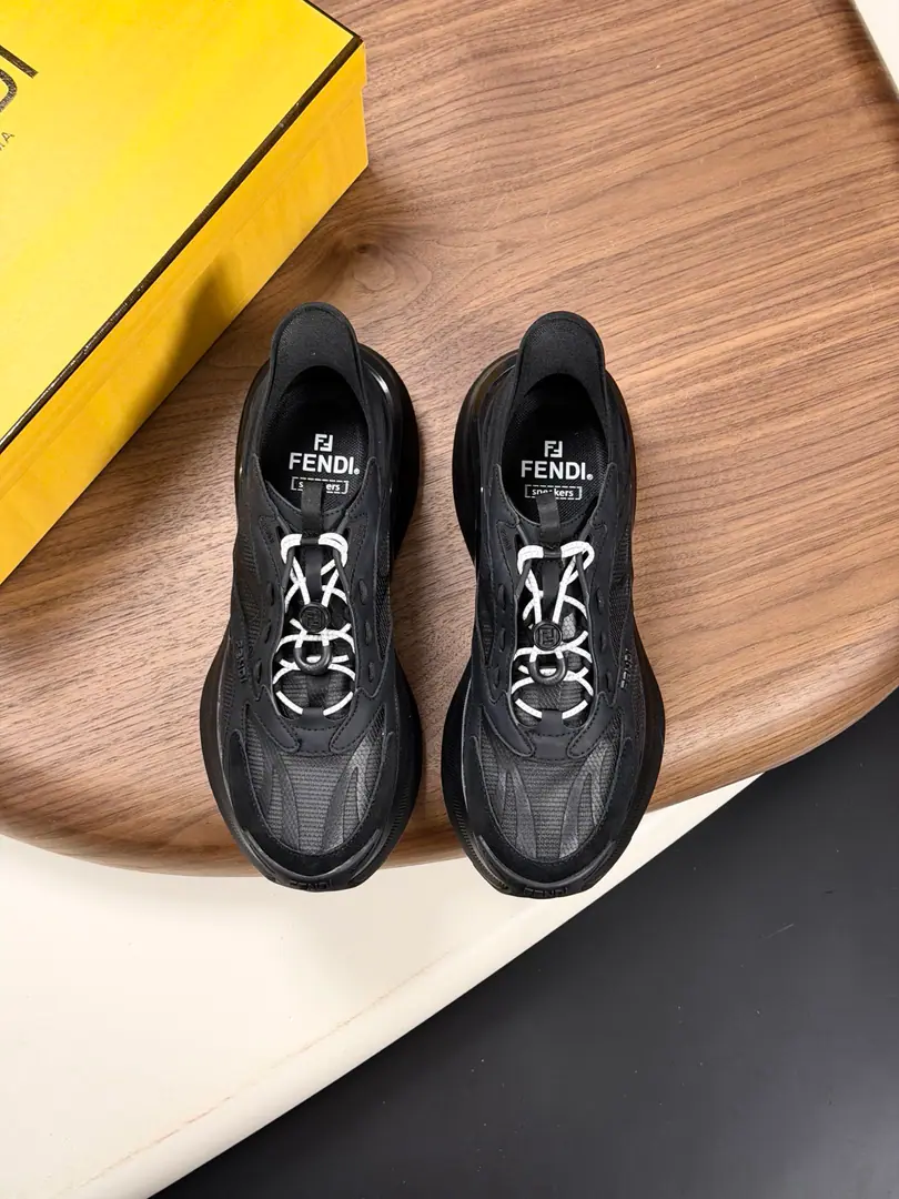 Out Couples.36-44 35, 45Do it.🔥FENDIFendi! LatestF-LightSeries Thick Leisure Sports shoes Run-shoes. Tighten your shoes and lower gang sneakers.. Black leather and web-eye material. Same-coloured wave-style shoetips.. Black hiking shoelaces and accessories are custom-made.FFThe emergency button for the pattern.. 3-D rubber tags on one side.. Same color as the thick rubber soles., The edges are stylish.FPattern ▪️ Fabulous.: Original customized import fabric+Bullskins. ▪️ Uchi.: Import into the air network. ▪️ Shoes under the sole.: Original version of open-blown bubble+TPUMaterial ▪️ Bottom: 5.5CM