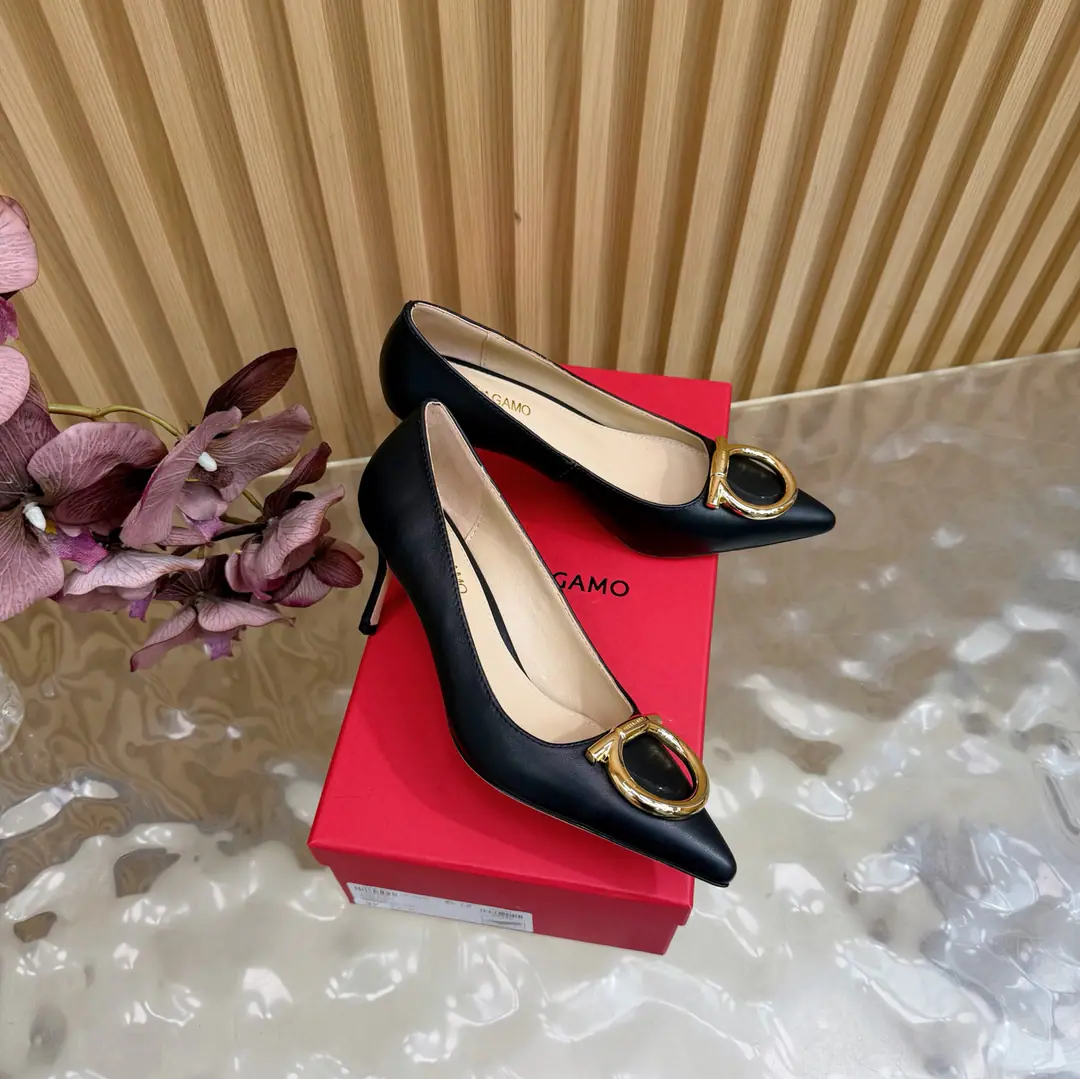 🍃 FERRAGA*OPhila.*The Xinjin is a big one.GanciniThe horseshoes are high. Mary Jane's single shoes. ✔ High circle with the Phila's Mary Jane's shoe., The classic horseshoe buttons are embedded in the shoe., You can do a little bit of a little bit of a little bit of a little bit of a little bit of a little bit of a little bit of a little bit of a little bit of a little bit of a little bit of a little bit of a little bit of a little bit of a little bit of a bit of a little bit of a little bit of a little bit of a bit of a little bit of a...！It's a low- and low-scaling design., He's been running away for a day, and he's not tired.🦖 🍃Fabulous.: Original calf skin. 🍃Uchi.: 🐑The sheep's skin is in the ground.. 🍃Otsumi!: The original is really a big one.. 🍃He's tall.: 4cm/6cm 🍃Codes: 35-41（.40.41.42 I'll make sure I don't change it.）