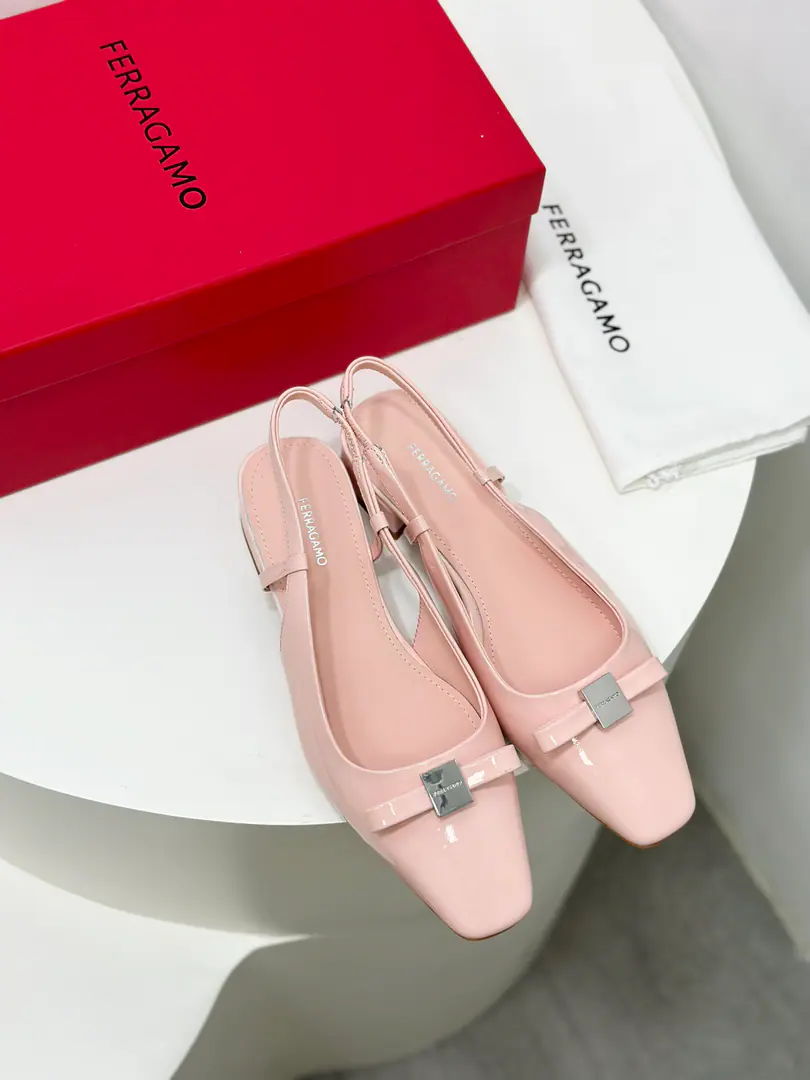 FERRAGAMOThe new version of Firagmu.varaThe butterfly is a little bit short of Mary Jane's sandals.！ ✔︎♪ The feet are amazing ♪～Classic little design., A delicate little bow.🎀Integration with metals, We're all gonna be together., Very, very, very, very, very, very, very, very, very, very, very, very, very, very, very, very, very, very, very, very, very, very, very, very, very, very, very, very, very, very, very, very, very, very, very, very, very, very, very, very, very, very, very, very, very, very, very, very, very, very, very,, You're not tired.🧸The high-level is full. 🍃Fabulous.: Importing cow paints 🍃Uchi.: 🐑The sheep's skin is in the ground.. 🍃Otsumi!: The original is really a big one.. 🍃Codes: 34.35.36.37.38.39.40（34.40I'll make sure I don't change it.）