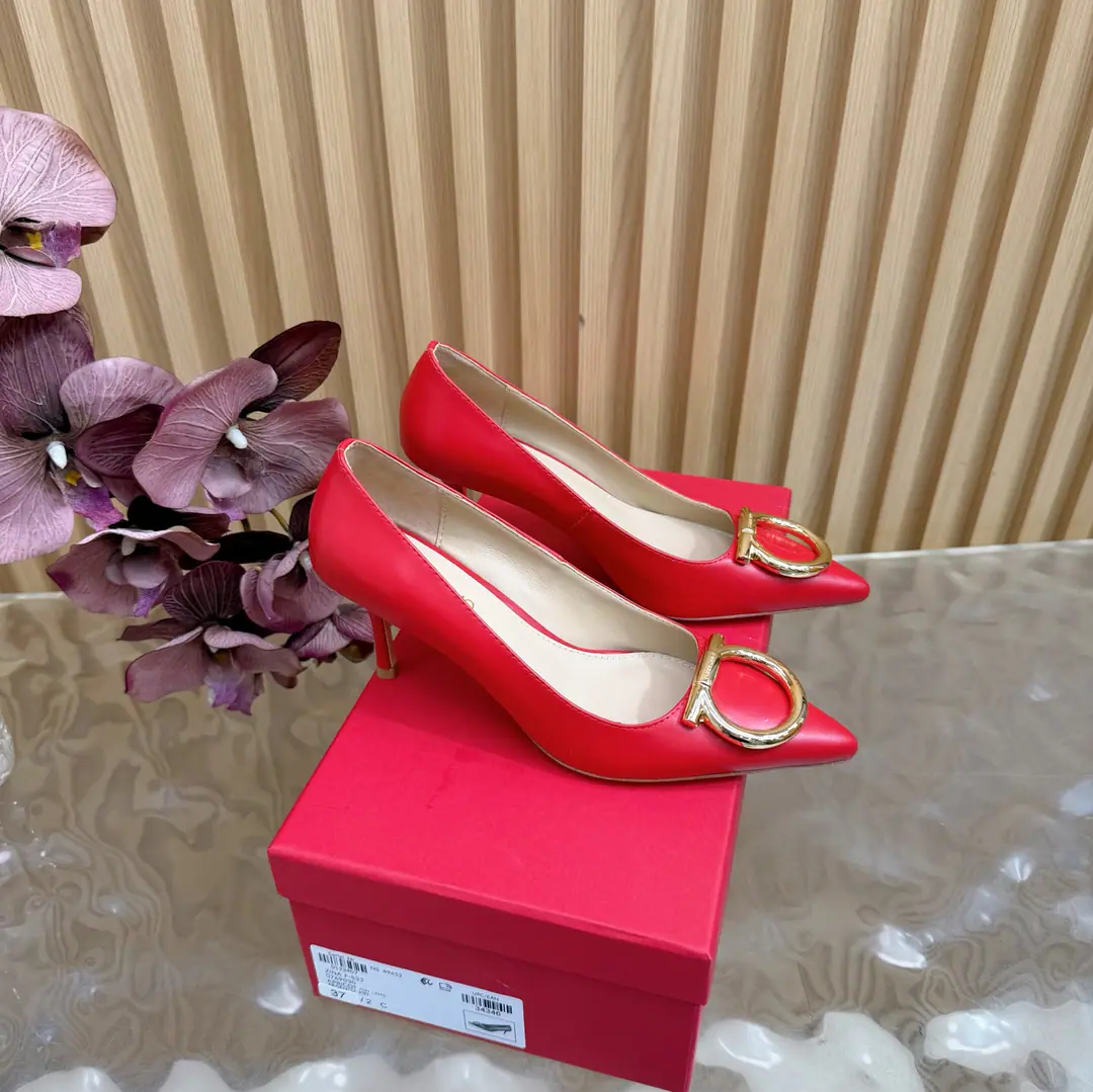🍃 FERRAGA*OPhila.*The Xinjin is a big one.GanciniThe horseshoes are high. Mary Jane's single shoes. ✔ High circle with the Phila's Mary Jane's shoe., The classic horseshoe buttons are embedded in the shoe., You can do a little bit of a little bit of a little bit of a little bit of a little bit of a little bit of a little bit of a little bit of a little bit of a little bit of a little bit of a little bit of a little bit of a little bit of a little bit of a bit of a little bit of a little bit of a little bit of a bit of a little bit of a...！It's a low- and low-scaling design., He's been running away for a day, and he's not tired.🦖 🍃Fabulous.: Original calf skin. 🍃Uchi.: 🐑The sheep's skin is in the ground.. 🍃Otsumi!: The original is really a big one.. 🍃He's tall.: 4cm/6cm 🍃Codes: 35-41（.40.41.42 I'll make sure I don't change it.）