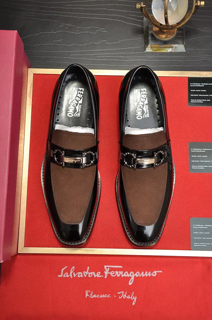Get out of the factory. 【Ferragamo/Ferragre.】The latest money in the cabinet. Weaving hand-made on the front of the original import by cattle.+Import the sheep.+Original Luxury Metal Buff+Original Group Bottom No pressure on comparison 38--45(45Do it.)