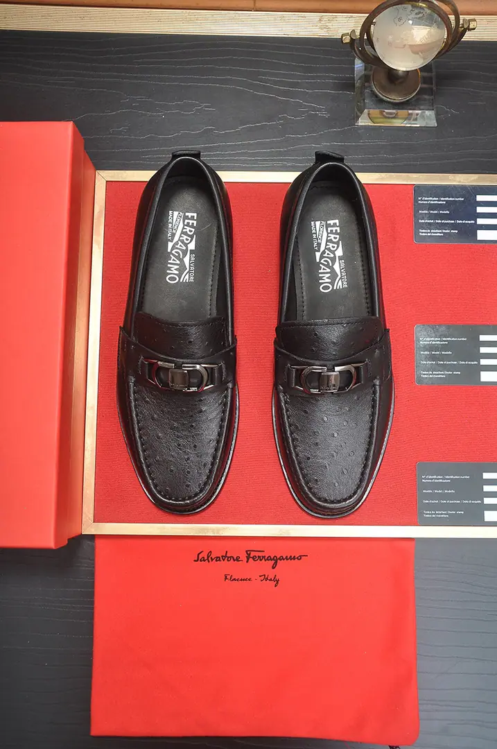 Get out of the factory. 【Ferragamo/Ferragre.】（In the high-end cattle.) New paragraph🍀 Ferragamo*——Top Version Fellagle's classic leather shoes.！Use imported original cow skins, Inside, inside, inside the comfort of the cow.！Original-end-of-the-shell rubber floor！High quality.！Codes38-44！