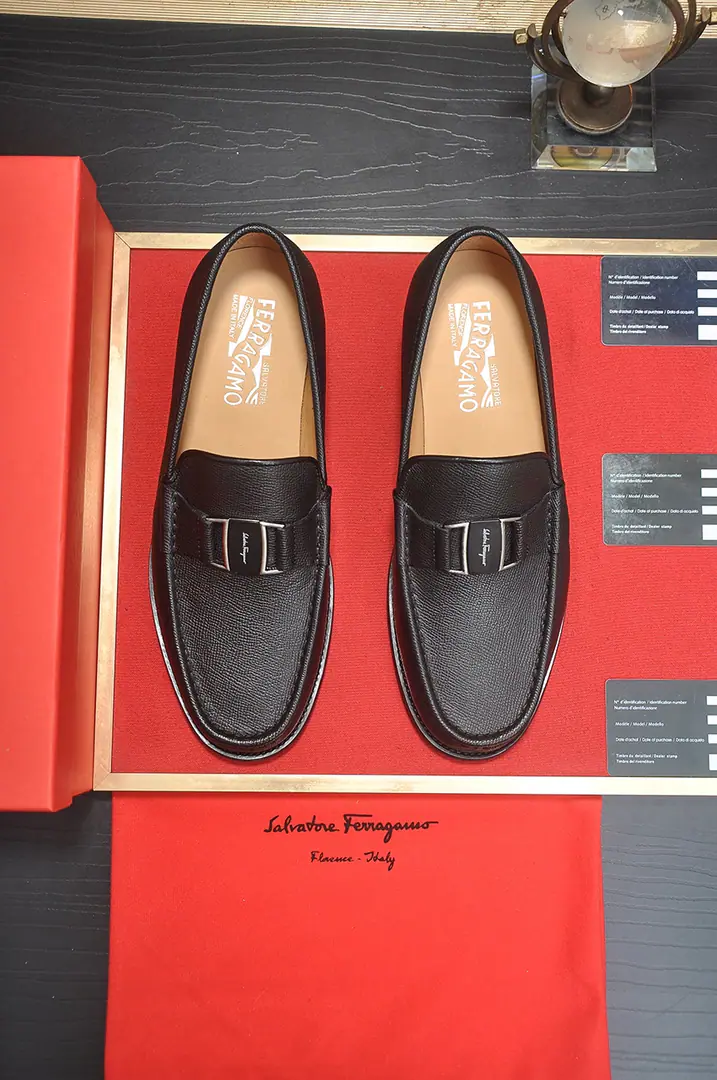 Get out of the factory. 【Ferragamo/Ferragre.】（In the high-end cattle.) New paragraph🍀 Ferragamo*——Top Version Fellagle's classic leather shoes.！Use imported original cow skins, Inside, inside, inside the comfort of the cow.！Original-end-of-the-shell rubber floor！High quality.！Codes38-44！