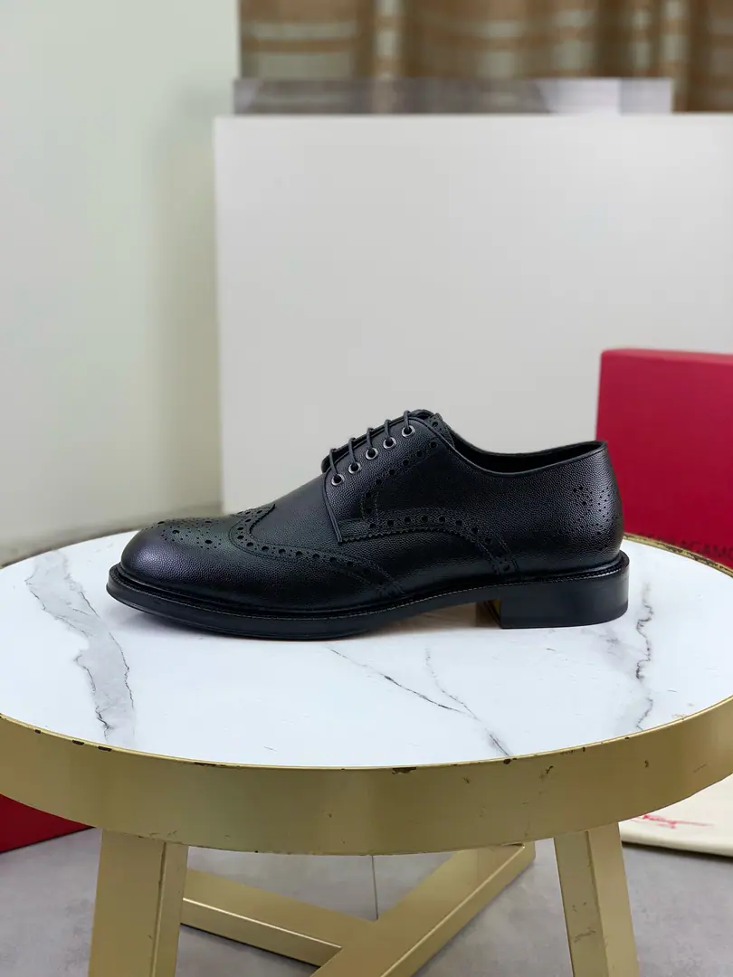 Plant prices Top Quality（That's a big line.）【Salvatore Ferragamo】Ferragm's business shoes., Official Network1:1Top-level requisition quality, The shoe-side import is a good version of the original cow skin., The inside floors are covered with the original imported water skin., Importing original Italian handmade real-ass., Codes: 39-45（38 46It's a deal.）
