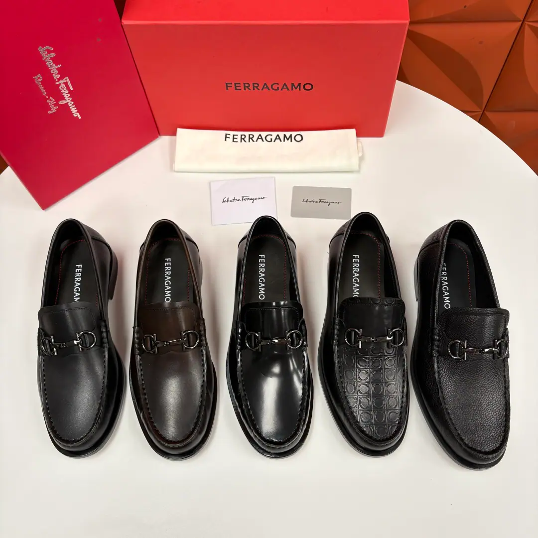 💋💍 SF It's a new home. Phila.-Germud. Ferragam* The new money is synchronized with the cabinet. Pips for men. Classic horse-grade pinning shoes. ✨The classics are a very stylish charm., The proportions of the new designs are more modern.. The best ones are top-class cattle., Including the bright-looking little cow skin., ♪ Tiny pear and ♪GanciniPumping-tempered cow skin., Each one of them brings a unique body and a light., Both qualitative and visual. Marked title button.: The metal title button in the middle of the shoe is the brand's soul., From1930The Era of Horses., Simple and very recognizable., The low profile shows the luxury.. Unique processing techniques highlight the process.. The original model is really a big-ass, and it's a rubber-resistant film. The ground grab is perfect., Comfortable smooth grinding is perfect. ！ A fine handcrewed. A fine job is a good job. In the original calf. I'm sweating and smelly and comfortable.！ The shoe-laden set-leg design has extended the elegant genes of LeFlear's shoes., The shoes are round and flowing., Fold-tied and modified lines, Both formal and leisure attributes. These are the most beautiful shoes in the world for nearly a century., Not just the sharps., It's a hundred-pack and a process., Make it indispensable in a man's shoe cabinet.“Under pressure.”Monochrome, No matter how style changes., It's all steady.holdStay on the ground.！！！ Standard leather shoe code number: 39～44 （38.45.46🉑Do it.）