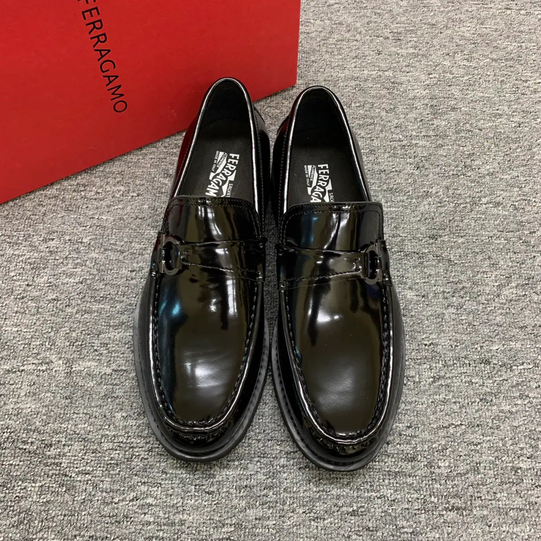 【🎁🎁🎁😈【Ferragamo】Men's leather shoes., The latest blast., High Quality, - The best., The shoe is coming in with a bouquet., All the insides are covered in imported cattle., Original hardware, With original lightweight base, Match: 39–44, (38,45.46Make a no-refund order.)