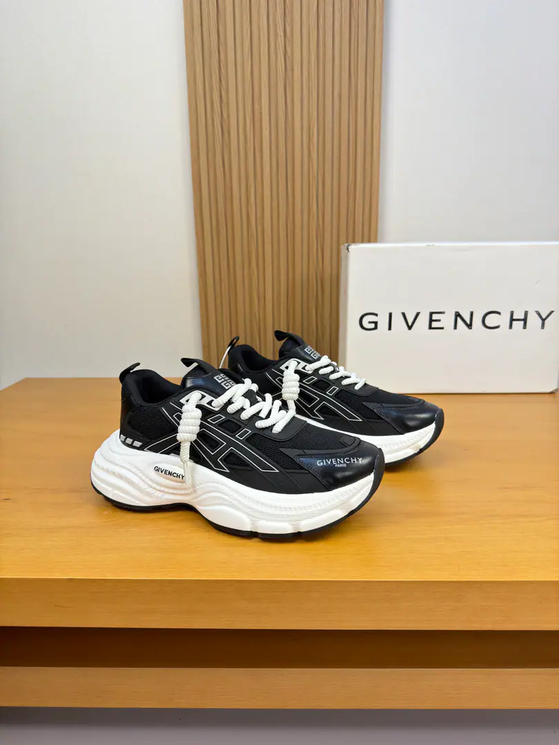 【GIVENCHY】Kifanshi. High-end quality Original List·Leisure sports shoes Shoe.. 🔝Napa Skin., Anti-feathers., Shoes..Brands, empty net canvass..Car-mock branding totem plastic module, Shoe tongue..The sewn brand totem banners Uchi.: Brand canvas. Otsumi!: It's so light.TPUBubbles.Rubber. Double-coloured base Super-high-quality control.·- I'm doing a little work.: Highlight(High-end·- How expensive.·Slot) Size: 39-44（38, 45, Make a reservation.)·GVC0756