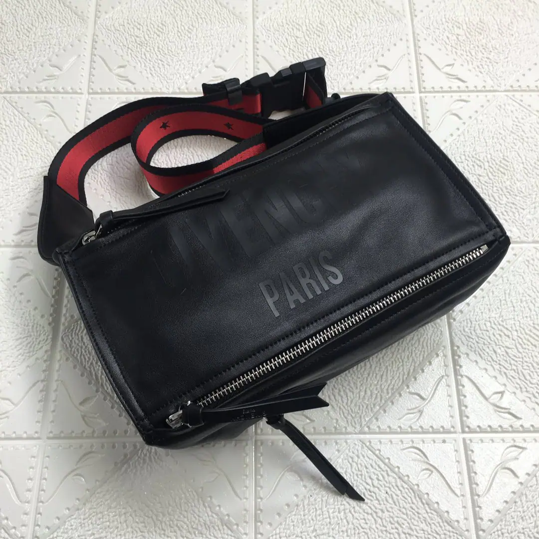 Batch. New double zipper.[Smart.]Full-skinned breast bag, shoulder-and-sleeping. Resort length adjustable size30..15..12