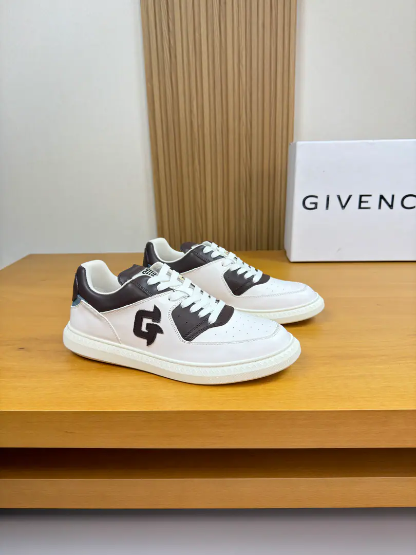 【GIVENCHY】Kifanshi. High-end quality Original List·Leisure sports shoes Shoe.. 🔝Napa Skin., Shoes..The totem of the car's sewn up., Shoe tongue..BrandLogoDraw vacuum module, Back up..Silk mark.logo Uchi.: Brand canvas., Foot.. Water-tied cow skin. Otsumi!: It's so light.TPR·Rubber; Form Super-high-quality control.·- I'm doing a little work.: Highlight(High-end·- How expensive.·Slot) Size: 39-44（38, 45, Make a reservation.)·G0136