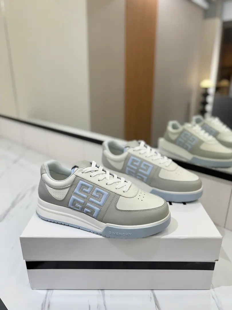 Plant price Maximum Version👍（Couples.❤️）GIVENCHYKifanshi.G4Sports shoes /White shoes are here for a hundred seasons of leisure shoes.！！ I'm surprised to see the touch of the leg. The shoe pads are totally tuned to the palms., The kind that's been walking all day long.. A pair of sneakers with both the size and comfort. Shoe.: Skins of cattle. Uchi.: Inside the net. Foot.: Skins and feet. Otsumi!: TPU Codes: Women35（40.41Do it.）Men39-46（45/46Do it.）