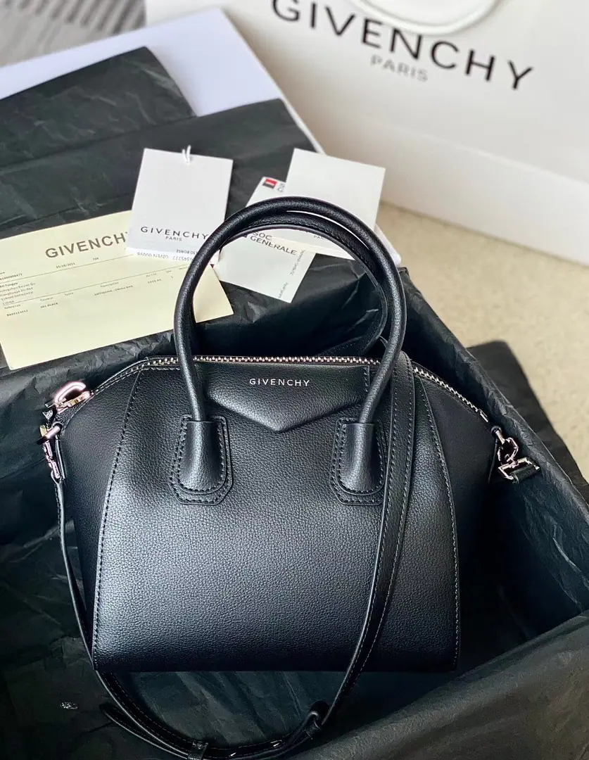 Batch. Top First List📢🇫🇷French.GHome., Classic.Antigona tote A little mini-loaf bag for a goat's skin.！New version of hotlogo. miniDimensions: 23*19*13