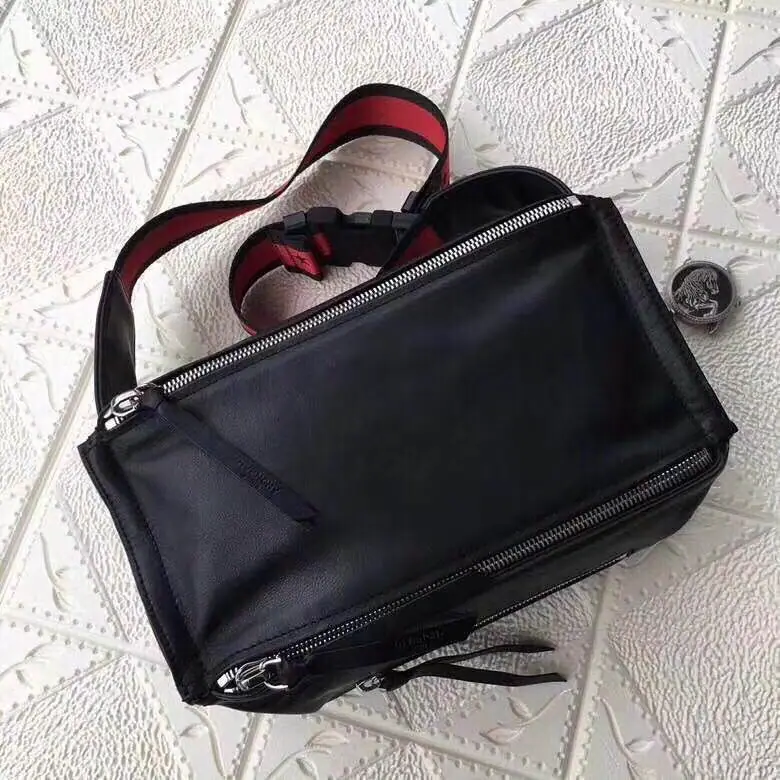 Batch. New double zipper.[Smart.]Full-skinned breast bag, shoulder-and-sleeping. Resort length adjustable size30..15..12