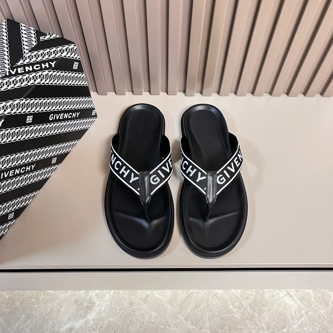 【GIVENCHYKifanshi.】Import head-decked cow skin, High-end1:1Customize, Original Upgrade Base, It's easier., Slide-proof. High-quality high-quality high-quality high-quality versions, Summer is the only way to get in.！ Size: Men38-45