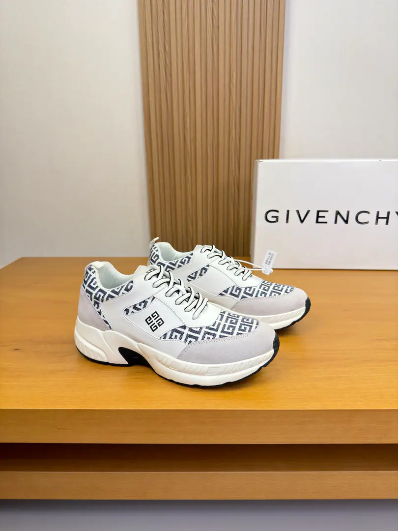 【GIVENCHY】Kifanshi. High-end quality Original List·Leisure sports shoes Shoe.. 🔝Napa Skin., Anti-feathers., Shoes..The sewn brand of the totem canvas., Shoe tongue..Car-sewn branding., Back up..Brandweaves Uchi.: Brand canvas., Foot.. Water-tied cow skin. Otsumi!: It's so light.TPUBubbles.Rubber. Double-coloured base Super-high-quality control.·- I'm doing a little work.: Highlight(High-end·- How expensive.·Slot) Size: 39-44（38, 45, Make a reservation.)·GVC0756
