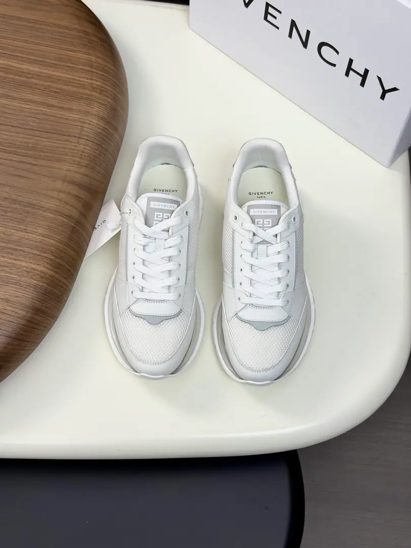 【GIVENCHY】Kifanshi. High-end quality Original List·Leisure sports shoes Shoe.. 🔝Napa Skin., Skins of a puncture., Anti-feathers., Shoe tongue..The brand of the car.logoCursor, Back up..Silk mark.logo Uchi.: Brand canvas., Foot.. Water-tied cow skin. Otsumi!: It's so light.TPUBubbles.Rubber; Combination to the base Super-high-quality control.·- I'm doing a little work.: Highlight(High-end·- How expensive.·Slot) Size: 39-44（38, 45, Make a reservation.)
