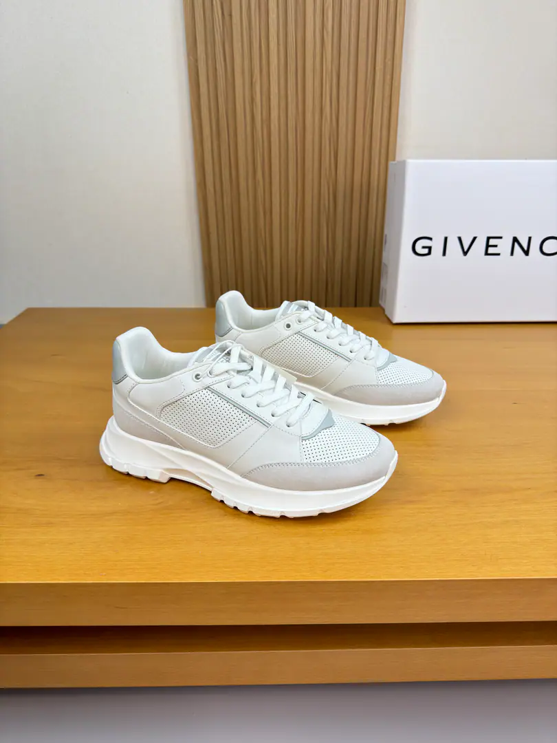 【GIVENCHY】Kifanshi. High-end quality Original List·Leisure sports shoes Shoe.. 🔝Napa Skin., Skins of a puncture., Anti-feathers., Shoe tongue..The brand of the car.logoCursor, Back up..Silk mark.logo Uchi.: Brand canvas., Foot.. Water-tied cow skin. Otsumi!: It's so light.TPUBubbles.Rubber; Combination to the base Super-high-quality control.·- I'm doing a little work.: Highlight(High-end·- How expensive.·Slot) Size: 39-44（38, 45, Make a reservation.)·GVC0137