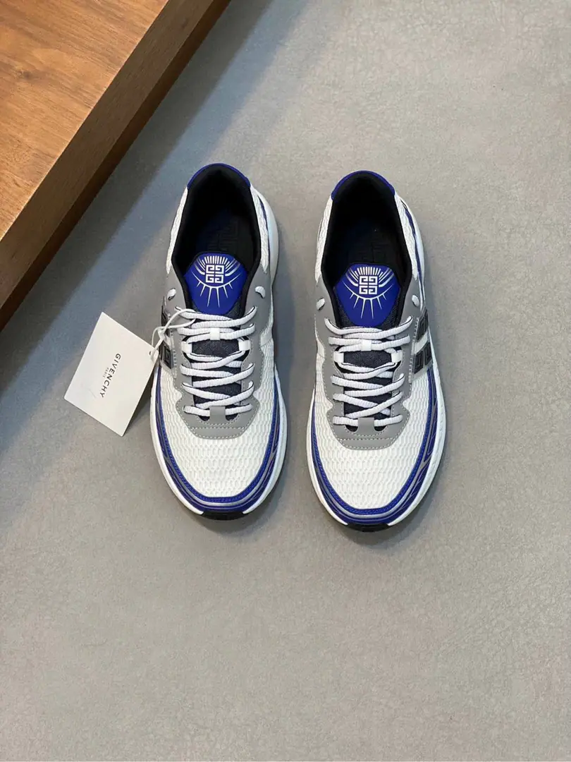 Gv *y～NewGIV 1Men's shoes are thick and leisurely raised., High-quality cow skins on the shoe face are made of air cloth.！The upper foot is so handsome., Increase4CM, - I'm gonna raise the air., Shoe-struck-up-skinner design., Yes, I do.4G LOGOSigns and StereoGIVENCHYMark. LightTPU- The bubble., It's so easy and comfortable.！ Size: 39-44（38.45Do it.）