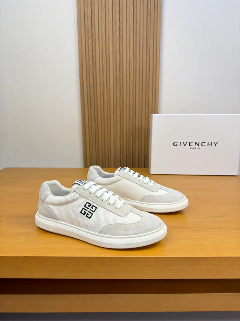 【 GIVENCHY】Kifanshi. High-end quality Original List·Leisure sports shoes Shoe.: Imports🔝Anti-feathers., The brand of high-sight sails., Shoes..Silk mark totem., Shoe tongue..The sewn brand totem banners Uchi.: Water-tied cow skin., Foot.. Brand canvas. Otsumi!: It's so light.TPR·Rubber. Form Super-high-quality control.·- I'm doing a little work.: Highlight( High-end·- How expensive.·Slot ) Size: 39-44（38.45.Codes can be ordered.)·B0136