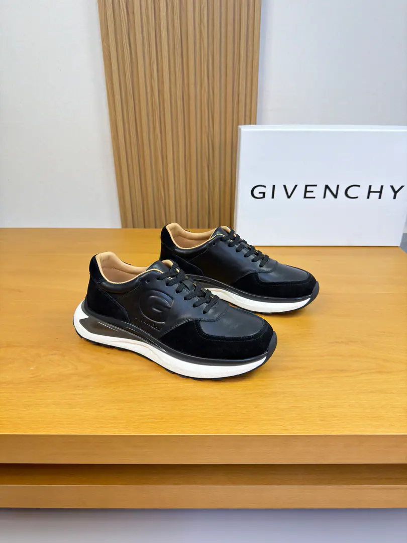 【GIVENCHY】Kifanshi. High-end quality Original List·Leisure sports shoes Shoe.. 🔝Napa Skin., Anti-feathers., Shoes..Air pressure brand totem Uchi.: Water-tied cow skin. Otsumi!: It's so light.TPUBubbles·Rubber; Double-coloured base Super-high-quality control.·- I'm doing a little work.: Highlight(High-end·- How expensive.·Slot) Size: 39-44（38, 45, Make a reservation.)·G0225