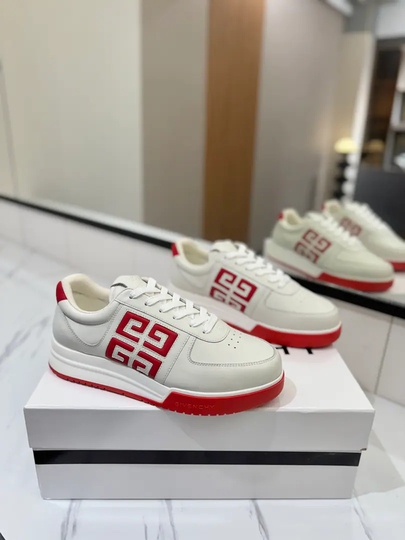 Plant price Maximum Version👍（Couples.❤️）GIVENCHYKifanshi.G4Sports shoes /White shoes are here for a hundred seasons of leisure shoes.！！ I'm surprised to see the touch of the leg. The shoe pads are totally tuned to the palms., The kind that's been walking all day long.. A pair of sneakers with both the size and comfort. Shoe.: Skins of cattle. Uchi.: Inside the net. Foot.: Skins and feet. Otsumi!: TPU Codes: Women35（40.41Do it.）Men39-46（45/46Do it.）