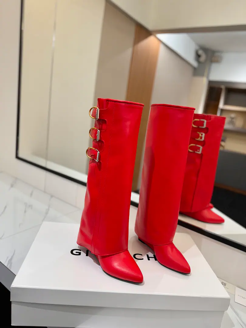 Counter-grade custom version GIVENCHY2026/𝐒𝐒 𝐧𝐞𝐰 New high and boots., Marketed maximum version Kifanshi. Lock button The whole fashion circle.‼️ Original development shoe super-generate ‼️Highest Return Shoes ‼️ It's very packaged. Thin. Advanced Super cozy. ‼️ Shoe.: Powder skin. Uchi.: Cowskin. Customize private template logoLogoLock button Heel.: Private Templates He's tall.8.5cm Otsumi!: That's a big import. Codes: 35-40【34.40/41:42/Custom without re-offer】
