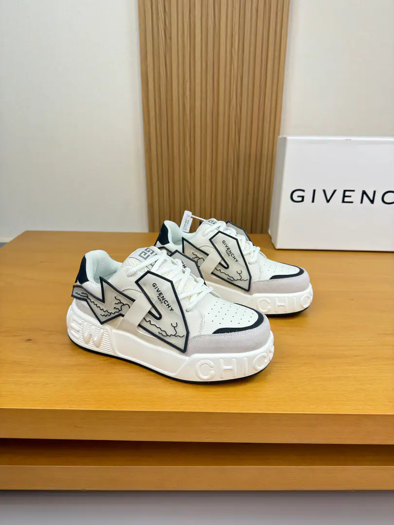 【GIVENCHY】Kifanshi. High-end quality Original List·Leisure sports shoes Shoe.. 🔝Napa Skin., Anti-feathers., Shoes..Car-mock branding totem plastic module, Shoe tongue..Car-sewn branding., Back up..Silk mark.logo Uchi.: Brand canvas. Otsumi!: It's so light.TPUBubbles.Rubber. Double-coloured base Super-high-quality control.·- I'm doing a little work.: Highlight(High-end·- How expensive.·Slot) Size: 39-44（38, 45, Make a reservation.)·GVC0756