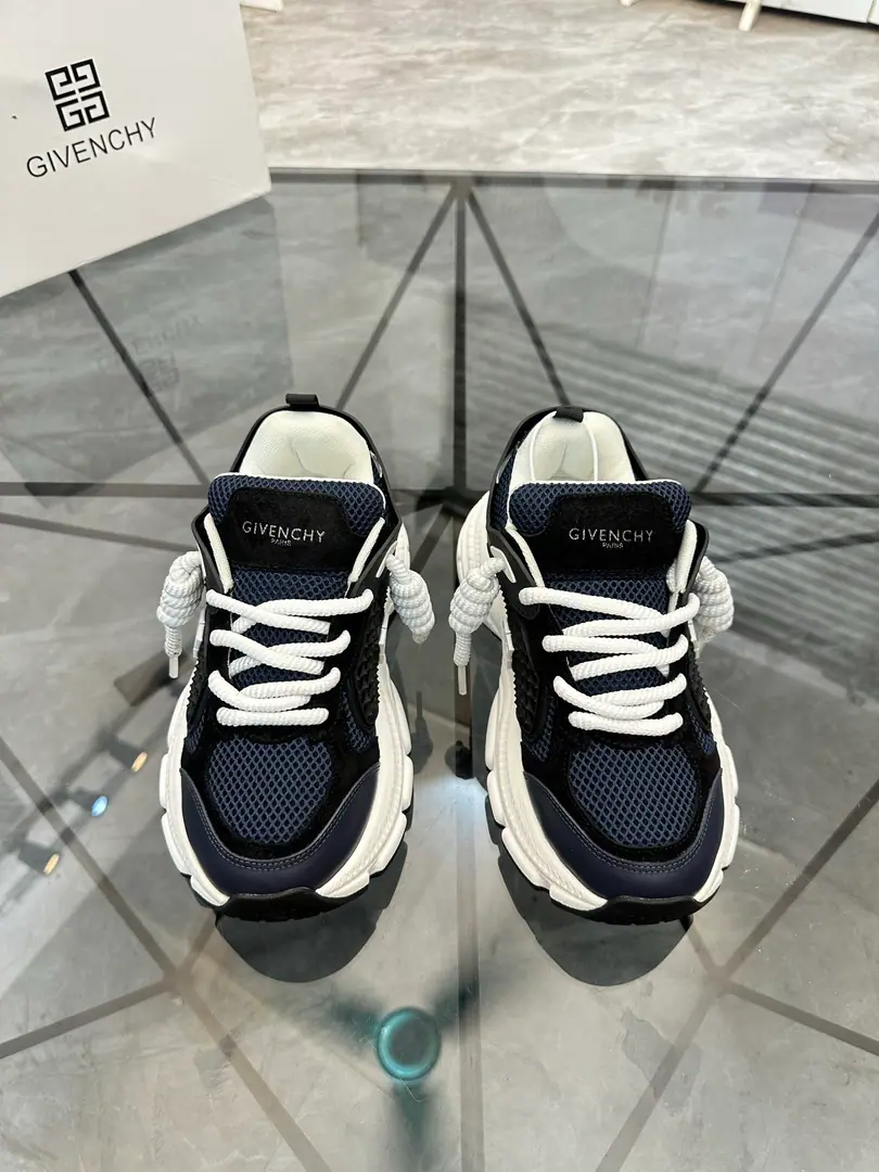 Sell Price: ¥ High-end quality Trade marks: Givench*「Kifanshi.*」Low gang sneakers. Positive code number: 38-44(Make a reservation.45.46) Commodity materials: The shoe is imported into the original spelt., Into the air., Original Base. Part No. No.