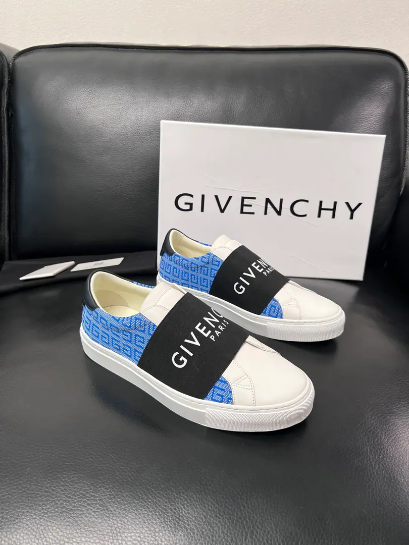 Givenchy High Quality Top-level craft Kifanshi. Synchronize original plant configuration, Italian imports of cattle and flour., A private model of the whole shoe parts., Soft and cozy web-painted mats., Shoes under the sole.: The original factory is super comfortable with the original., The original factory and the single., Welcome to the comparison., Codes 39-44 (Make a reservation. 38 45 )