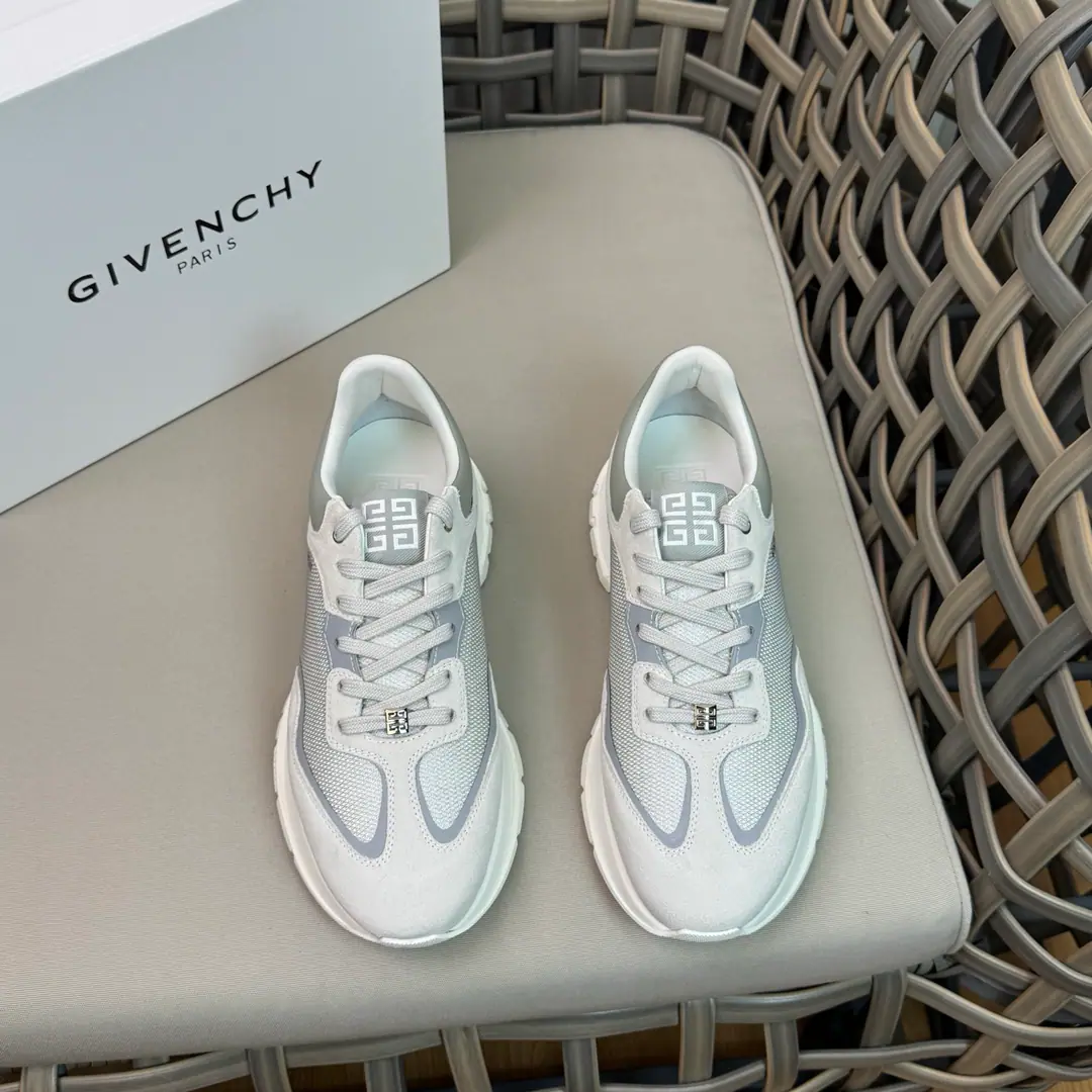 Givench* GVC spectreSeries of sneakers｜Use imported cattle skin to put airnets together｜High-tech fabric stereo print stamp brandlogoDesign｜The insides of the cow.｜A separate pelt-coated staircase. Comfortable skin.｜Sidesark4G LOGOZipper. Matching combinary combing tape｜Double-coloured technical shoelaces. Match4GLogoPiping andlogo- The shoe tongue.｜SidesarkGIVENCH* LOGOStamps｜Light-tech shoe bottom. My feet are comfortable. Size: 38-44（45.46Do it.）