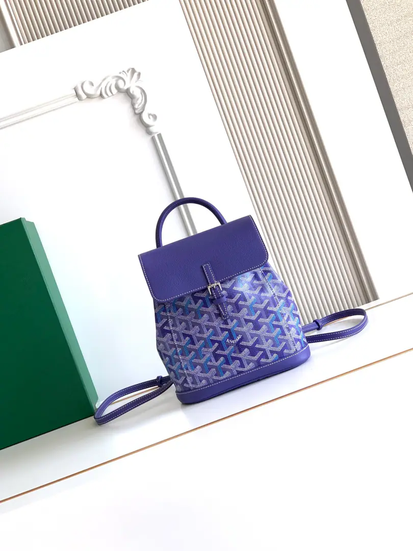 （Smoky color.）Alpin Mini backpacks are modular and multifunctional., A fine set of links and two disassemble and modifiable shoulder belts., Variable Reverse. 23 cm x 9.5 cm x 19 cm 🔎MAE8400 Blueberry purple.