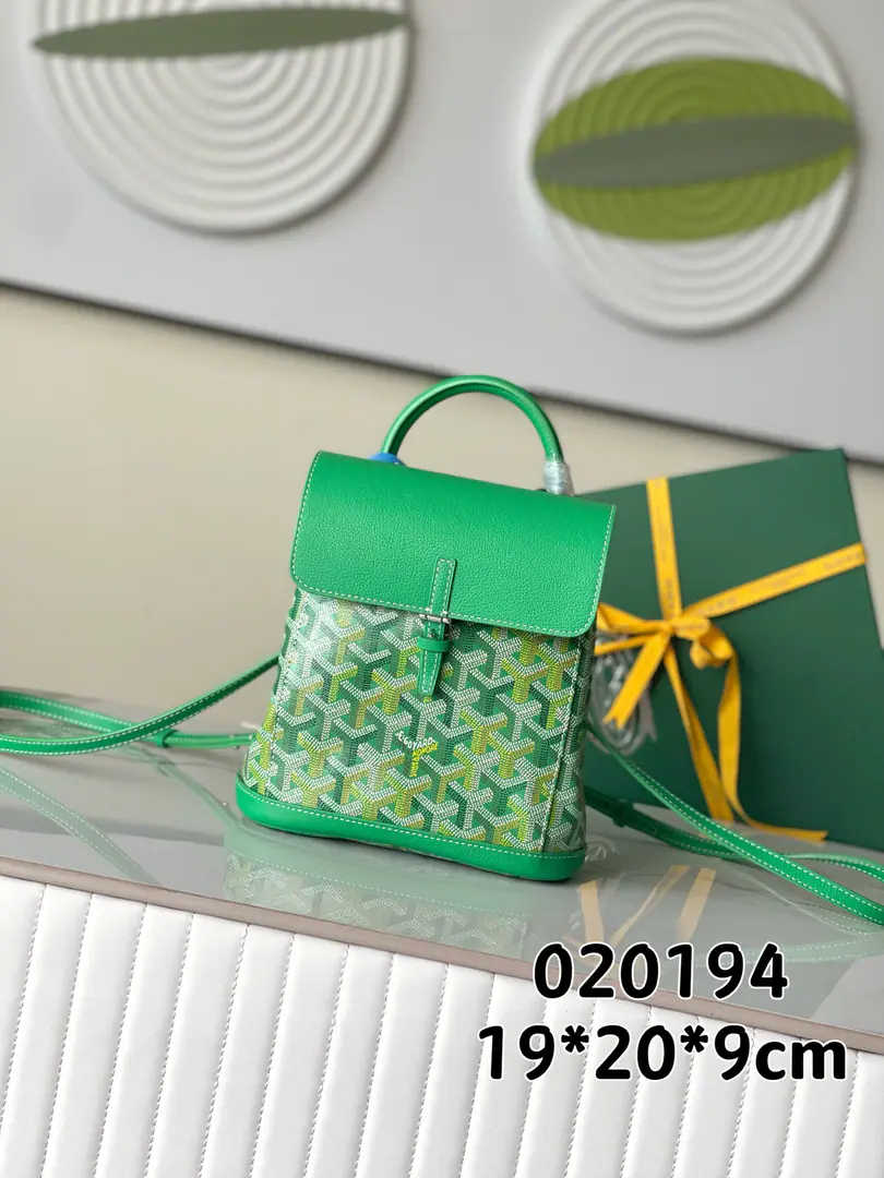 👍Original plant quality👏【Unique background】🔥AlpinMini-back packs for the new generation.AlpinMini-sleeve buttons cancel the old rope belt pattern., To make it easy., It's easier to pick it up.. A set of smart connections and two straps that can be disassemble., AmbassadorAlpinYou can even carry a mini bag., ♪ Shoulder ♪, Slash, And you can be your mini-moiselle.“Little bag.”. Paragraph🔍: 020194 Dimensions:19*20*9 cm Full package