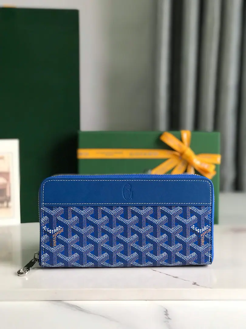 【Koji.)】NewMATIGNON Long-sized wallet., Organisation12A knob., Central zipper pocket and two large storage cells., Cards, Paper bills, Coins and other daily documents, Cotton tarpaulin.&A little light-faced cow.➕Yellow goats' skins lined up.. Dimensions: 20*11*2.3cm