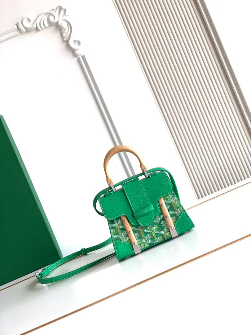 （Smoky color.）SAIGON NANOHandbag 2026Year-limited Version, SAIGON STRUCTURE NANOHandbag., SAIGONAll the elements of the handbag were micro-treated.. Light and delicate., SAIGONSTRUCTURE NANOThe handbags can match or not., ♪ And show you a fine fashion ♪ Model: 8204 •Dimensions, Weight: 14.5X7X11.5（CM）, （G）