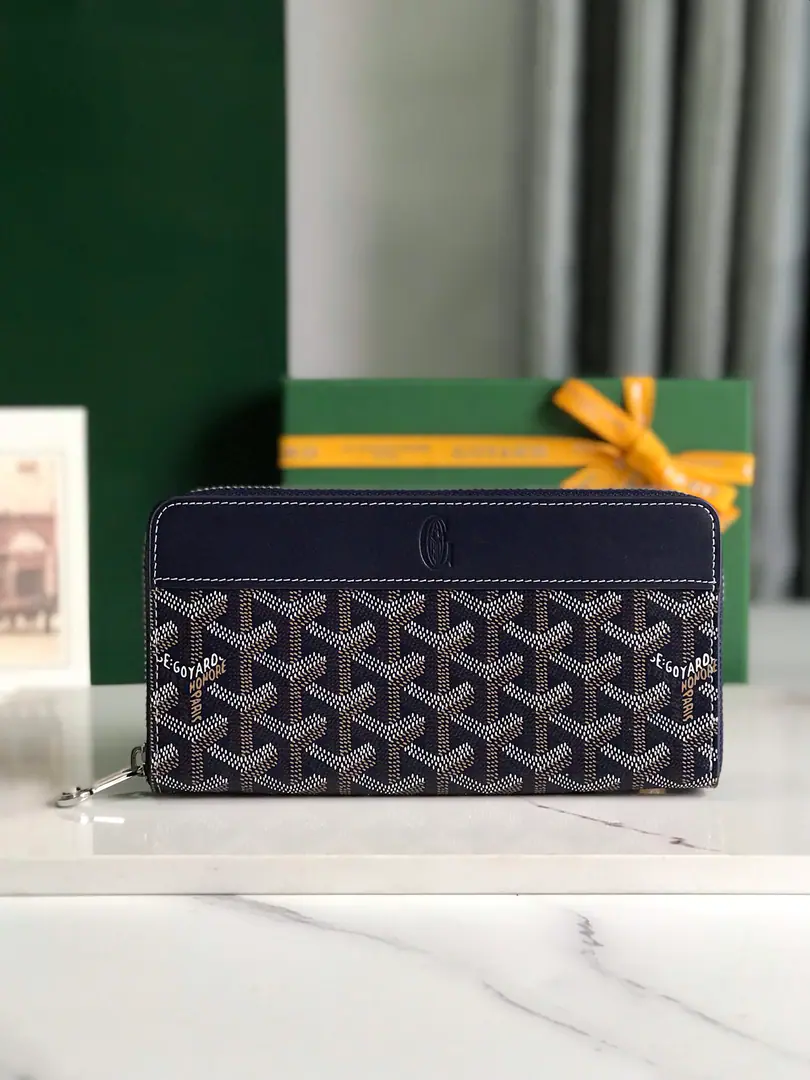 【Koji.)】NewMATIGNON Long-sized wallet., Organisation12A knob., Central zipper pocket and two large storage cells., Cards, Paper bills, Coins and other daily documents, Cotton tarpaulin.&A little light-faced cow.➕Yellow goats' skins lined up.. Dimensions: 20*11*2.3cm