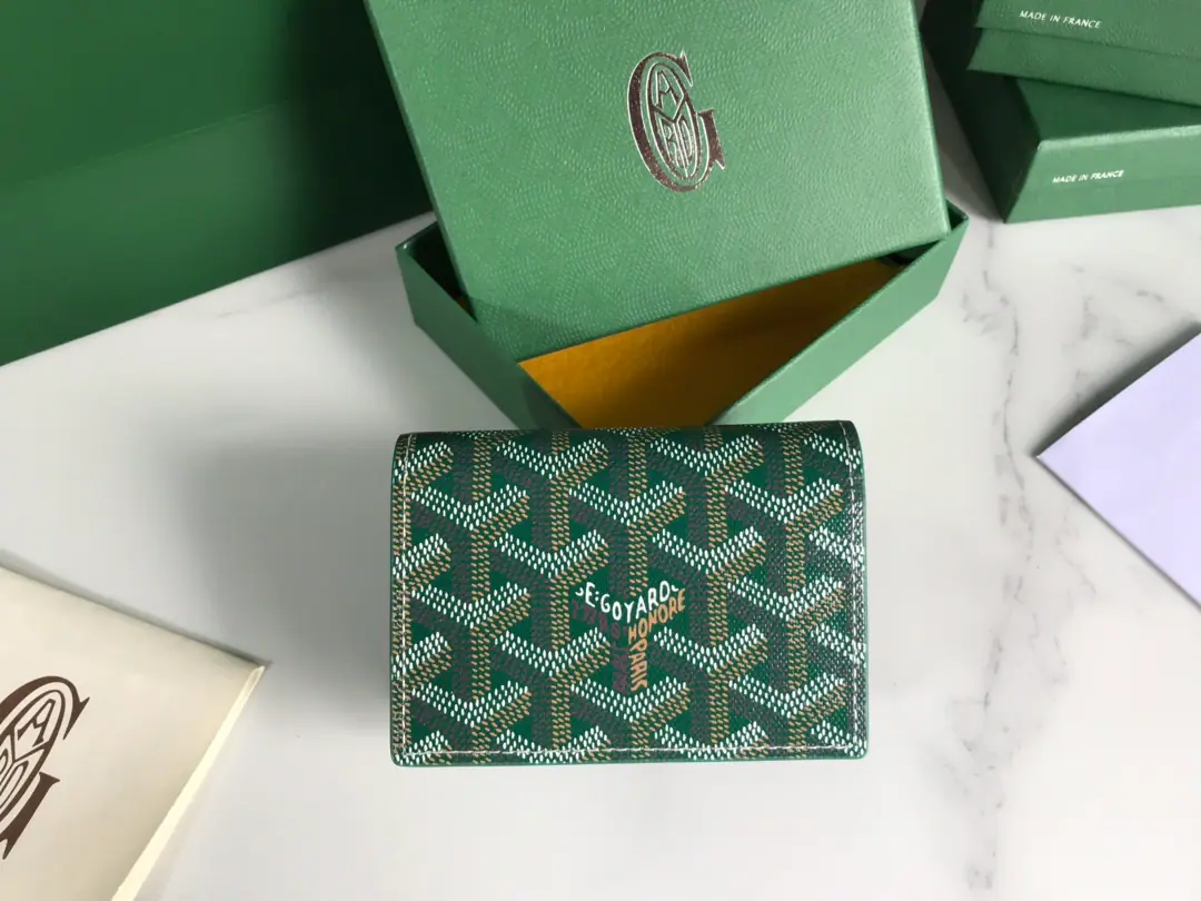 【Koji.】New card clips.𝐖𝐚𝐥𝐥𝐞𝐭 🏷The daily mix is necessary.💳 🔖G0YARD（Goya.）Created1853Year, Over History of the year, The pasta is numb., The cotton and the cannabis fibre are mixed and weeded with the photo-surfaced salami., Waterproof., Solid, Endurance, ♪ A star to be loved ♪, The royal family., The nobles' joy. 🎉🎉 Customize photo-skin with a separate wallet✅The diagonal needle line is perfect.🧵✅The internal yellow part customizes head-deck skins to the version【⚠️Non-superfibre❌Non-dual skin❌】 DimensionsSize: 10.2×1.5×7cm