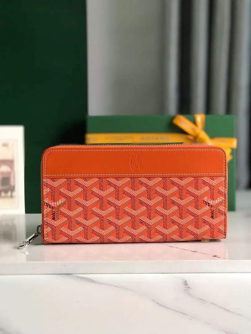 【Koji.)】NewMATIGNON Long-sized wallet., Organisation12A knob., Central zipper pocket and two large storage cells., Cards, Paper bills, Coins and other daily documents, Cotton tarpaulin.&A little light-faced cow.➕Yellow goats' skins lined up.. Dimensions: 20*11*2.3cm