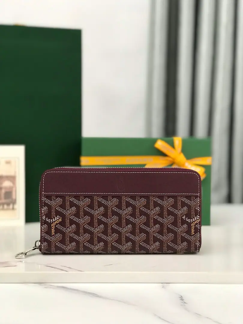 Koji.)】NewMATIGNON Long-sized wallet., Organisation12A knob., Central zipper pocket and two large storage cells., Cards, Paper bills, Coins and other daily documents, Cotton tarpaulin.&A little light-faced cow.➕Yellow goats' skins lined up.. Dimensions: 20*11*2.3cm