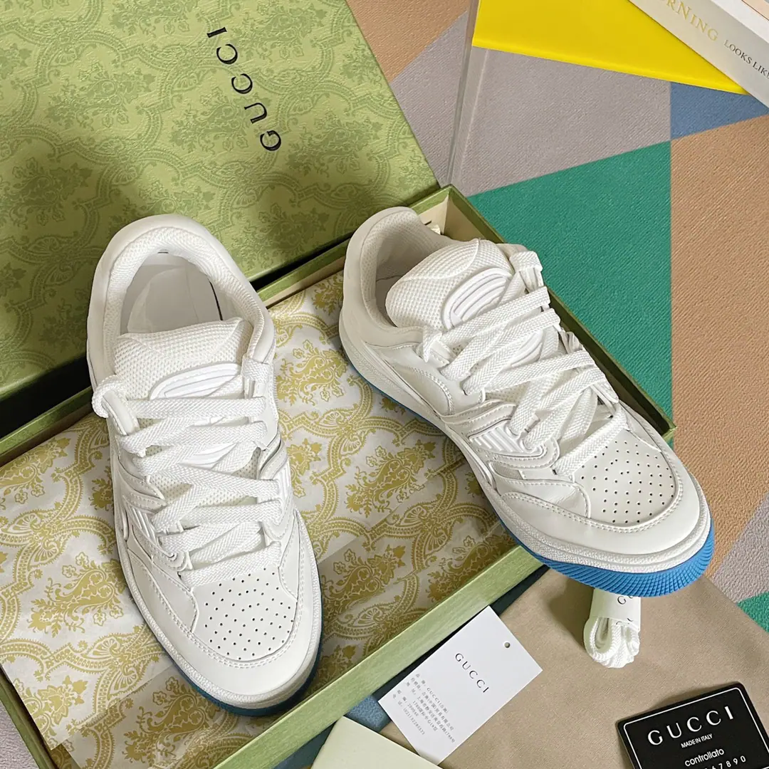 Top Version Gucci Gustz!BasketThe Goose Lover Movement. Basketball shoes. The original is bought to the bottom of a single-size model., Film development for goods2022LatestBasketThe couple's football shoes were hit by the most popular star money this summer. The neutral unique design is perfect for the current and fashion., Enjoy the color of the joy of the collision., I feel like a father's shoe. Rubber interbutted doubleGEmbellishment The visual pleasure of the color-shock design., Light up the whole thing.. The motor-like inspiration comes from90The basketball shoes.. This high-end shoe is integrated into the iconic elements and details., Show me the way you express yourself in the field of aesthetics.. Shoes mix with colored flour., Combining with a slight old effect Send a cabinet for fine packaging🛍📦 ▪️Fabulous.: The original version of the multiple material mixes of specific cattle skins ▪️Uchi.: Into the air network. ▪️Shoes under the sole.: Original OpenTPUDouble Base ▪️Bottom: 3CM ▪️Size: Female35-40/Men39-45