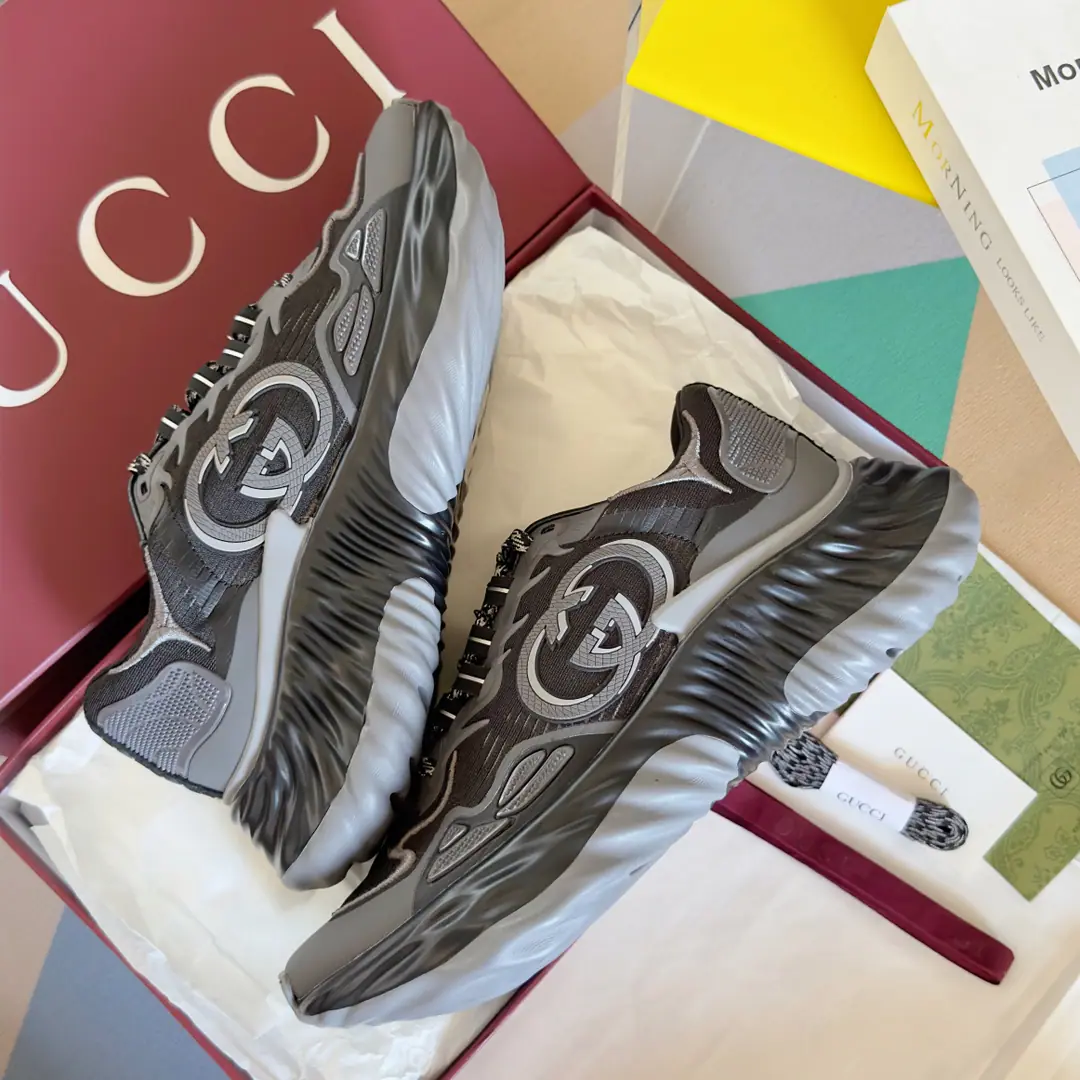 836634