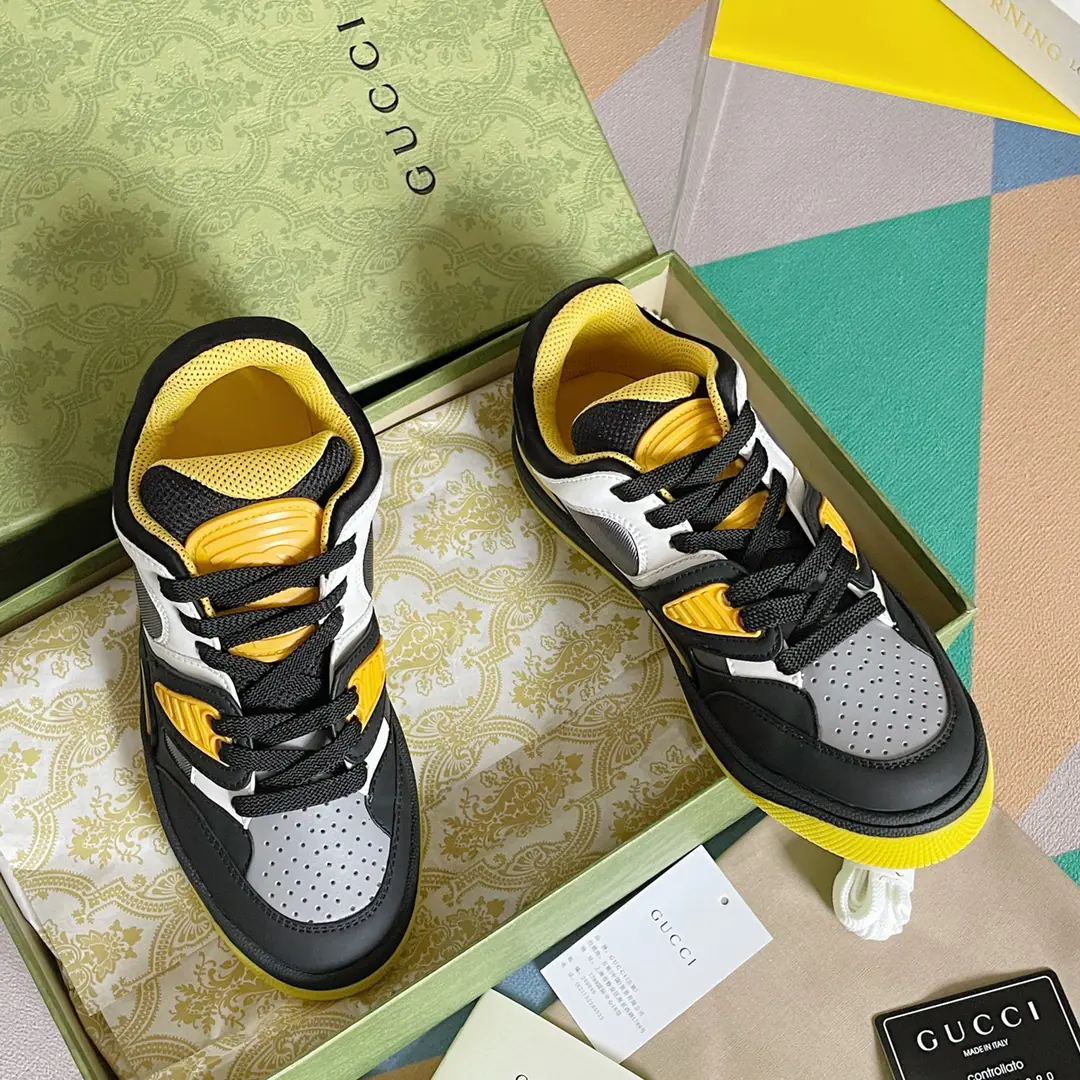Top Version Gucci Gustz!BasketThe Goose Lover Movement. Basketball shoes. The original is bought to the bottom of a single-size model., Film development for goods2022LatestBasketThe couple's football shoes were hit by the most popular star money this summer. The neutral unique design is perfect for the current and fashion., Enjoy the color of the joy of the collision., I feel like a father's shoe. Rubber interbutted doubleGEmbellishment The visual pleasure of the color-shock design., Light up the whole thing.. The motor-like inspiration comes from90The basketball shoes.. This high-end shoe is integrated into the iconic elements and details., Show me the way you express yourself in the field of aesthetics.. Shoes mix with colored flour., Combining with a slight old effect Send a cabinet for fine packaging🛍📦 ▪️Fabulous.: The original version of the multiple material mixes of specific cattle skins ▪️Uchi.: Into the air network. ▪️Shoes under the sole.: Original OpenTPUDouble Base ▪️Bottom: 3CM ▪️Size: Female35-40/Men39-45