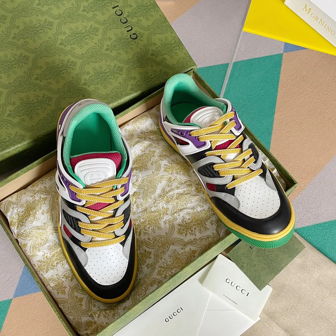 High Version:Low Gang! Gucci Gustz!BasketThe Goose Lover Movement. Basketball shoes. The original is bought to the bottom of a single-size model., Film development for goods2021LatestBasketThe couple's football shoes were hit by the most popular star money this summer. The neutral unique design is perfect for the current and fashion., Enjoy the color of the joy of the collision., I feel like a father's shoe. Rubber interbutted doubleGEmbellishment The visual pleasure of the color-shock design., Light up the whole thing.. The motor-like inspiration comes from90The basketball shoes.. This high-end shoe is integrated into the iconic elements and details., Show me the way you express yourself in the field of aesthetics.. Shoes mix with colored flour., Combining with a slight old effect Send a cabinet for fine packaging🛍📦 ▪️Fabulous.: Imports of specific cattle skins in original form ▪️Uchi.: Inside the air network. ▪️Shoes under the sole.: Original version to open ▪️Size: Men39-45